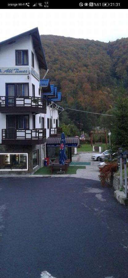 Hotel All Times Timișu de Jos Eksteriør billede