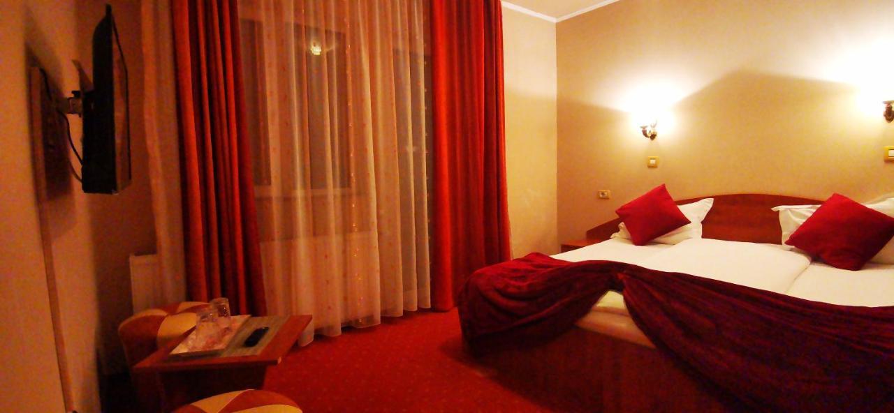 Hotel All Times Timișu de Jos Eksteriør billede